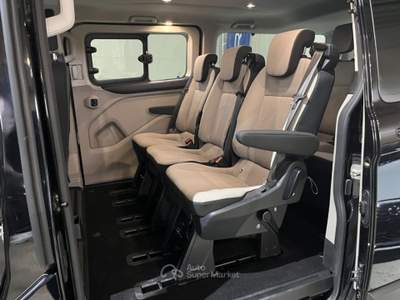 Ford Tourneo Custom 320 2.0 E.Blue 150CV PL Titanium 9 POSTI PARK PLUS Nero usata Savigliano