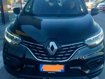 Renault Kadjar 4 pneumatici nuovi, 55000km anno 05/2022... Cambio automatico... usata Frosinone