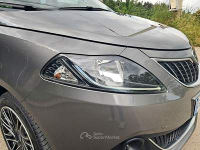 Lancia Ypsilon Ypsilon 1.0 FireFly 5 porte S&S Hybrid Ecochic Gold Grigio usata Cassano delle Murge