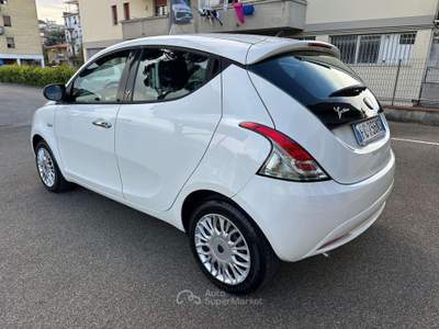 Lancia Ypsilon Ypsilon III 2015 1.2 Silver 69cv COME NUOVA Bianco usata Santa Croce sull'Arno