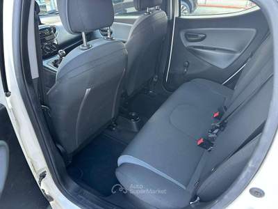 Lancia Ypsilon Ypsilon III 2015 1.2 Silver 69cv COME NUOVA Bianco usata Santa Croce sull'Arno