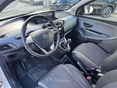 Lancia Ypsilon Ypsilon III 2015 1.2 Silver 69cv COME NUOVA Bianco usata Santa Croce sull'Arno