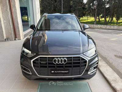 Audi Q5 40 TDI 204 CV quattro S tronic Business Advanced Grigio usata Carovigno