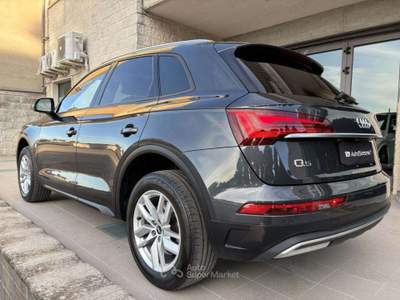 Audi Q5 40 TDI 204 CV quattro S tronic Business Advanced. Grigio usata Carovigno