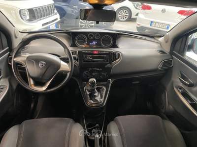 Lancia Ypsilon 5 porte S&S Silver Nero usata Prato