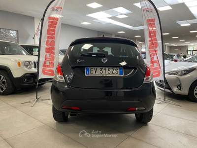 Lancia Ypsilon 5 porte S&S Silver Nero usata Prato