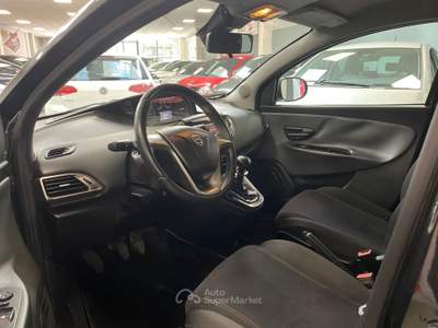 Lancia Ypsilon 5 porte S&S Silver Nero usata Prato