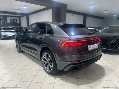 Audi Q8 Q8 45 TDI quattro tiptronic Sport Grigio usata Favara