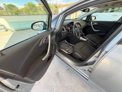 Opel Astra Sports Tourer Cosmo Grigio usata ALTAMURA