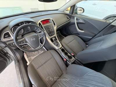 Opel Astra Sports Tourer Cosmo Grigio usata ALTAMURA