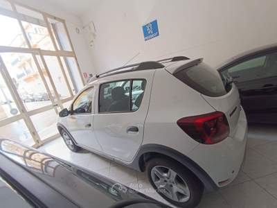 Dacia Sandero Stepway 1.5 Blue dCi 95 CV PRESTIGE NAVI CAMERA Bianco usata Corato