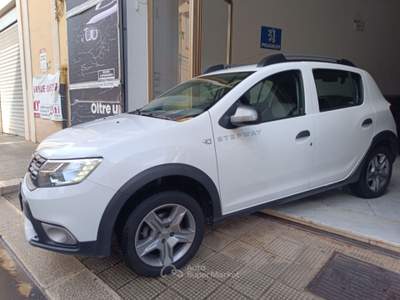 Dacia Sandero Stepway 1.5 Blue dCi 95 CV PRESTIGE NAVI CAMERA Bianco usata Corato