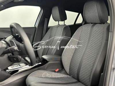 Peugeot 2008 Hybrid 145 e-DCS6 Allure Argento usata Busto Arsizio