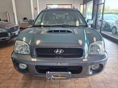 Hyundai Santa Fe 2.0 crdi 4WD Premium*AUTOMATIC Verde usata Carvico