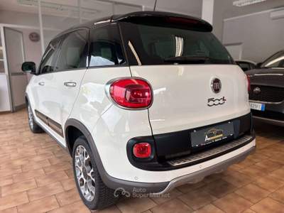 Fiat 500L 1.6 mjt Trekking 105cv*TAGLIANDI CERTIFICATI Bianco usata Carvico