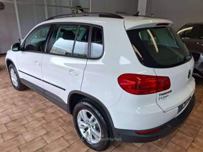 Volkswagen Tiguan 1.4 tsi bm Trend*NEOPATENTATI Bianco usata Carvico
