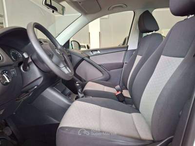 Volkswagen Tiguan 1.4 tsi bm Trend*NEOPATENTATI Bianco usata Carvico