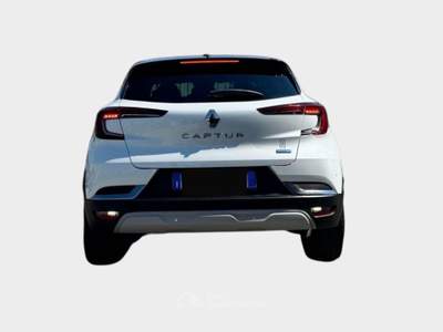 Renault Captur Full Hybrid E-Tech 145 CV Intens Bianco usata Pisa