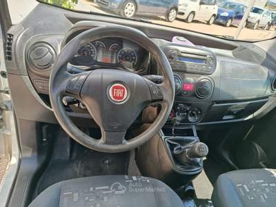 Fiat QUBO 75 CV MyLife motore un orologio Bianco usata Altamura