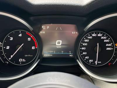 Alfa Romeo Stelvio 2.2 TDI 160CV Business RWD AT8 - AUTOCARRO N1 Nero usata TORINO