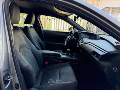 Lexus UX 250h 2.0 Business 2wd cvt UNICO PROPRIETARIO BELLISSIMA Grigio usata Cesano Maderno