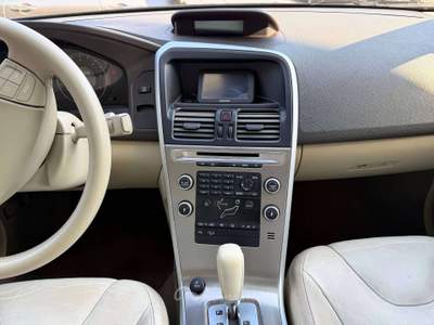 Volvo XC60 XC60 I 2008 2.4 d5 Momentum AWD Nero usata Castel Gandolfo