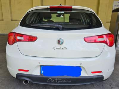 Alfa Romeo Giulietta Tenuta in box, meccanica perfetta, due proprietari Bianco usata Rodigo