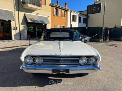 Buick Skylark Convertibile / Convertible - Cabrio Auotm. Bianco usata Verona