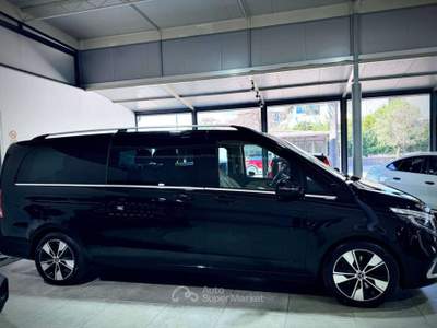 Mercedes-Benz Classe V 250d 190CV Extralong Premium Nero usata Napoli