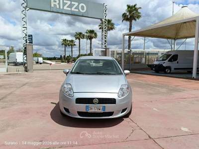 Fiat Grande Punto 1.3 MJT 75 CV 5 porte Grigio usata Surano