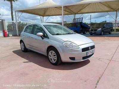Fiat Grande Punto 1.3 MJT 75 CV 5 porte Grigio usata Surano