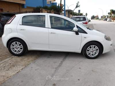 Fiat Punto 5 Porte Punto 5p 1.3 mjt II 16v Lounge usata Ribera