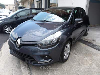 Renault Clio 5 Porte Clio 1.5 dci energy Zen 75cv usata Ribera