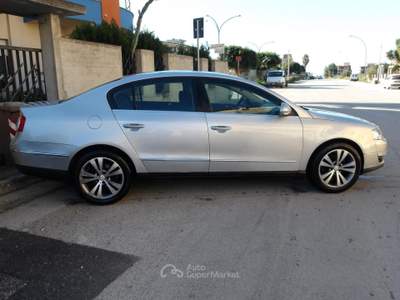 Volkswagen Passat Berlina Passat 2.0 tdi 140CV usata Ribera