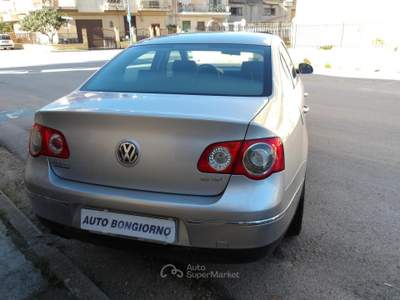 Volkswagen Passat Berlina Passat 2.0 tdi 140CV usata Ribera