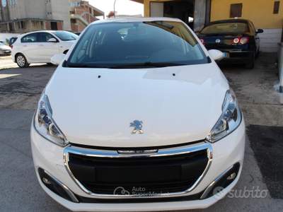 Peugeot 208 5 Porte 208 5p 1.2 puretech Allure 82c usata Ribera