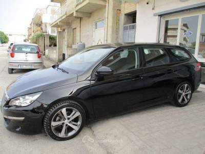 Peugeot 308 BlueHDi 100CV S&S SW Active usata Ribera