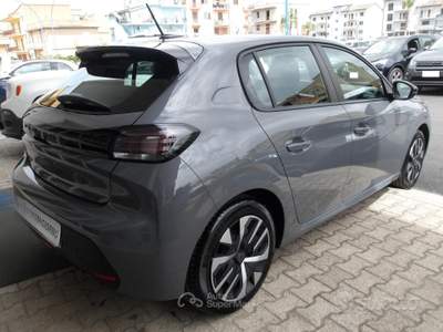 Peugeot 208 Pure Tech 75cv Active usata Ribera