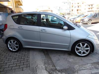 Mercedes-Benz Classe A Mercedes A 200 CDI Elegance FL Berlina usata Ribera