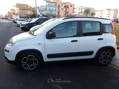 Fiat Panda firefly hybrid City Life s&s 70cv usata Ribera