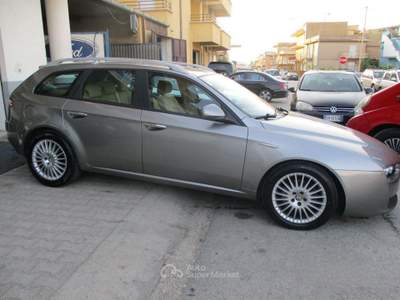 Alfa Romeo 159 JTDm 16v 150cv Distinctive SW usata Ribera