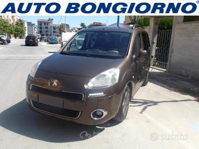 Peugeot Partner TEPEE 1.6 e-hdi Outdoor s&s 92cv usata Ribera