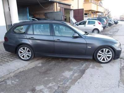 BMW Serie 3 320d Touring 320d Touring Futura usata Ribera