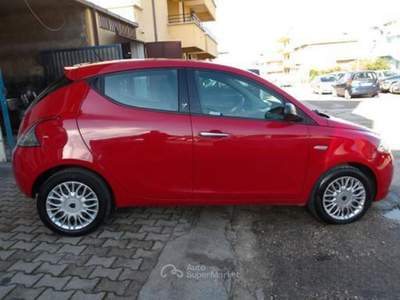 Lancia Ypsilon 5 Porte Ypsilon 1.2 Silver 69cv usata Ribera