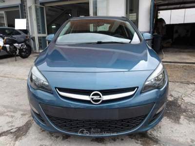Opel Astra ecoflex Cosmo 110CV usata Ribera