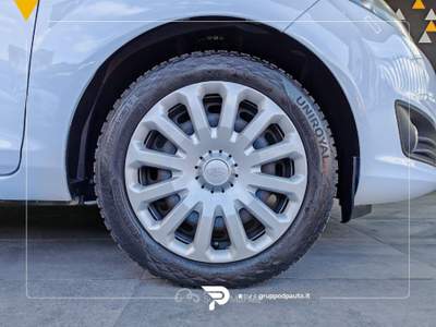 Ford Fiesta Fiesta 5p 1.4 Gpl 92cv Bianco usata Marano di Napoli