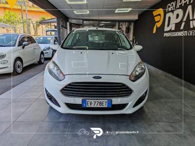 Ford Fiesta Fiesta 5p 1.4 Gpl 92cv Bianco usata Marano di Napoli