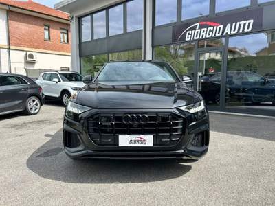 Audi Q8 50 3.0 tdi mhev Sport quattro tiptronic Nero usata Chieri