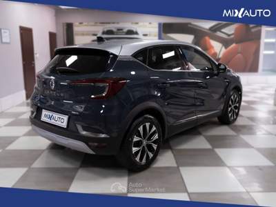 Renault Captur 1.6 E-Tech Full Hybrid Techno 145CV Auto Argento usata Latina