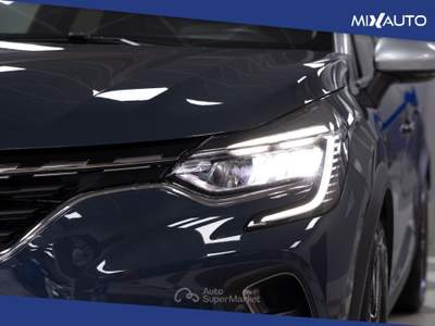Renault Captur 1.6 E-Tech Full Hybrid Techno 145CV Auto Argento usata Latina